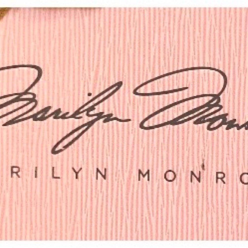 Marilyn Monroe Pink Necklace Case Empty Jewelry Unique New 12x 8”